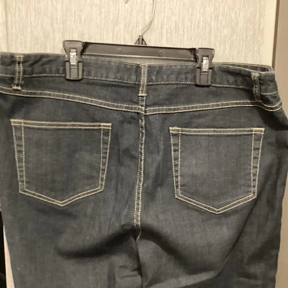 NWOT. Christopher & Banks Women’s Size 14 Short Black Stretch Denim Jeans